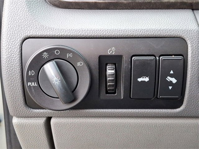 Used 2005 Mercury Montego Premier image 24