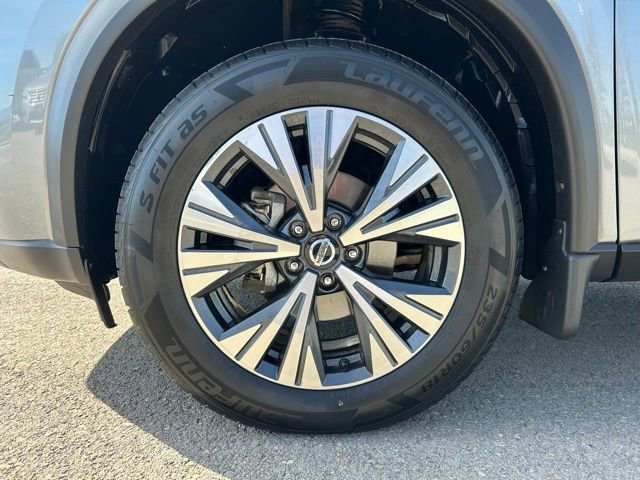 Used 2021 Nissan Rogue SV AWD/4WD image 11