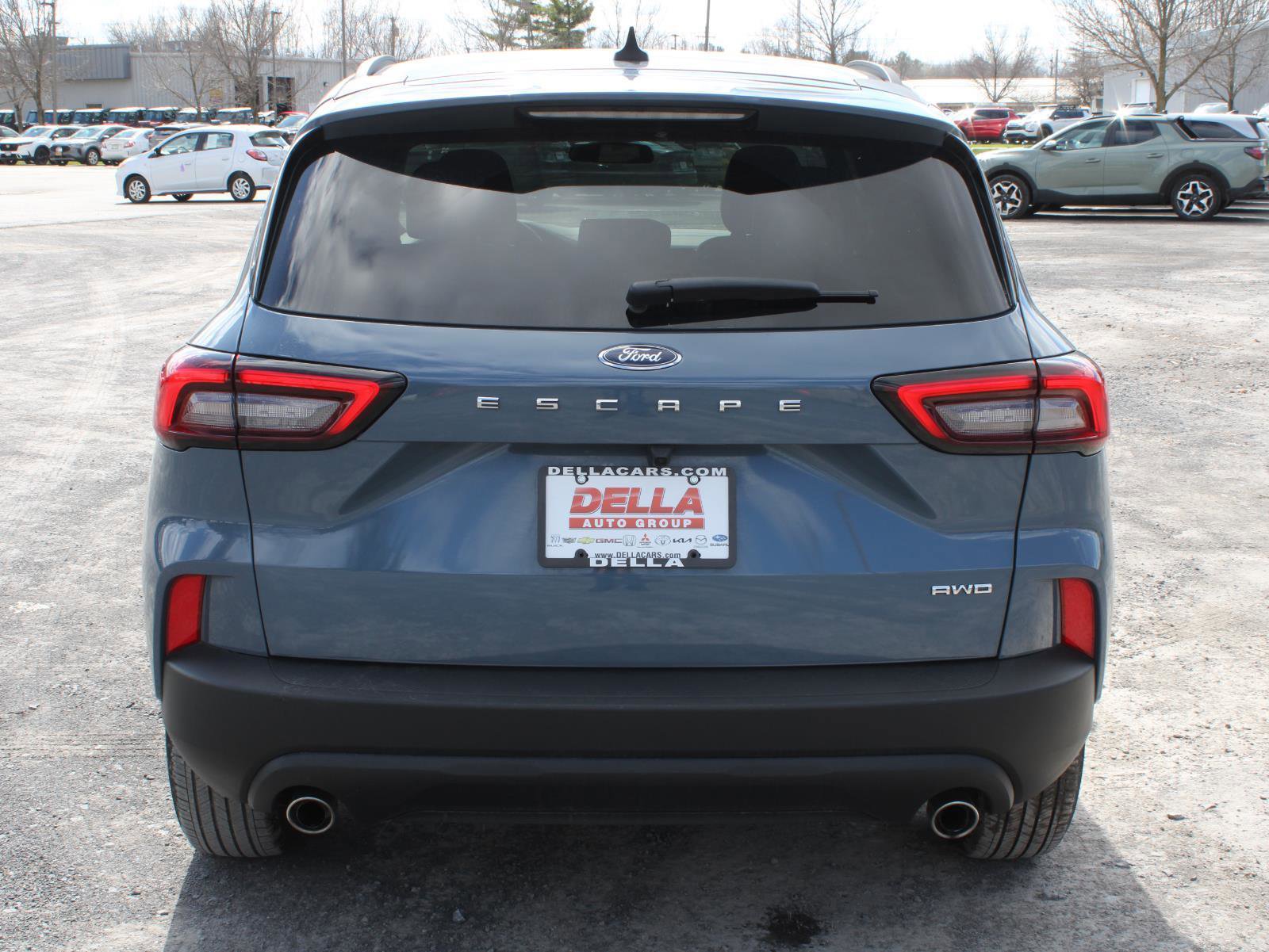 Used 2025 Ford Escape ST-Line Select AWD/4WD image 6