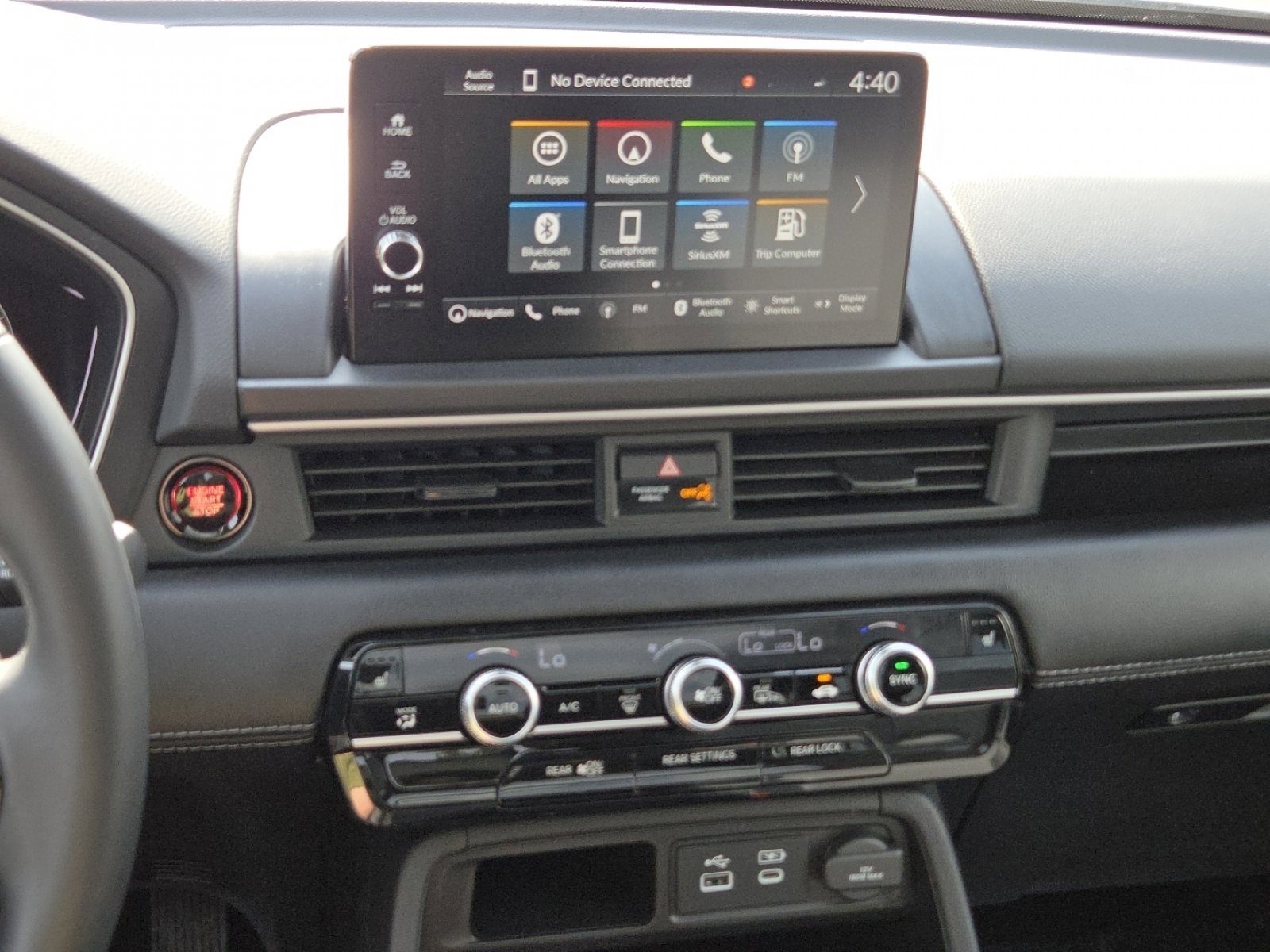 Certified 2025 Honda Pilot Touring image 33