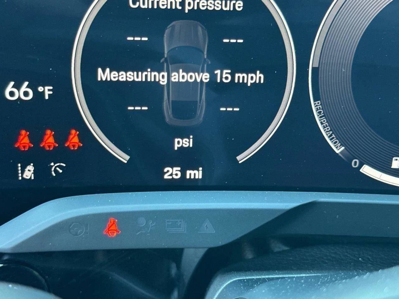 New 2025 Porsche Taycan image 64