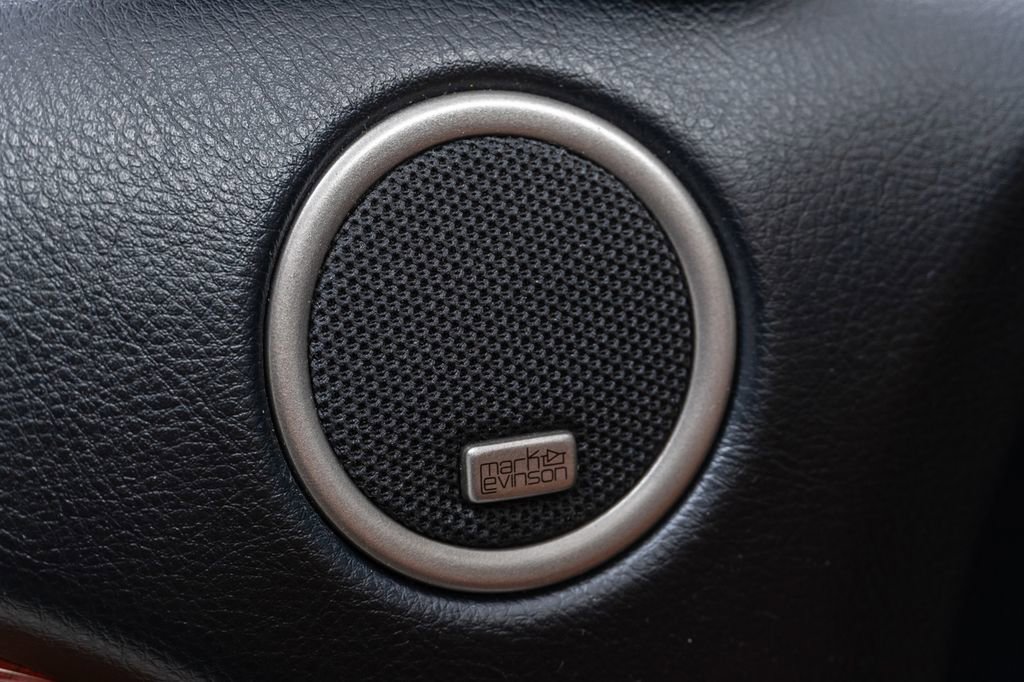 Used 2004 Lexus SC 430 Convertible RWD image 21