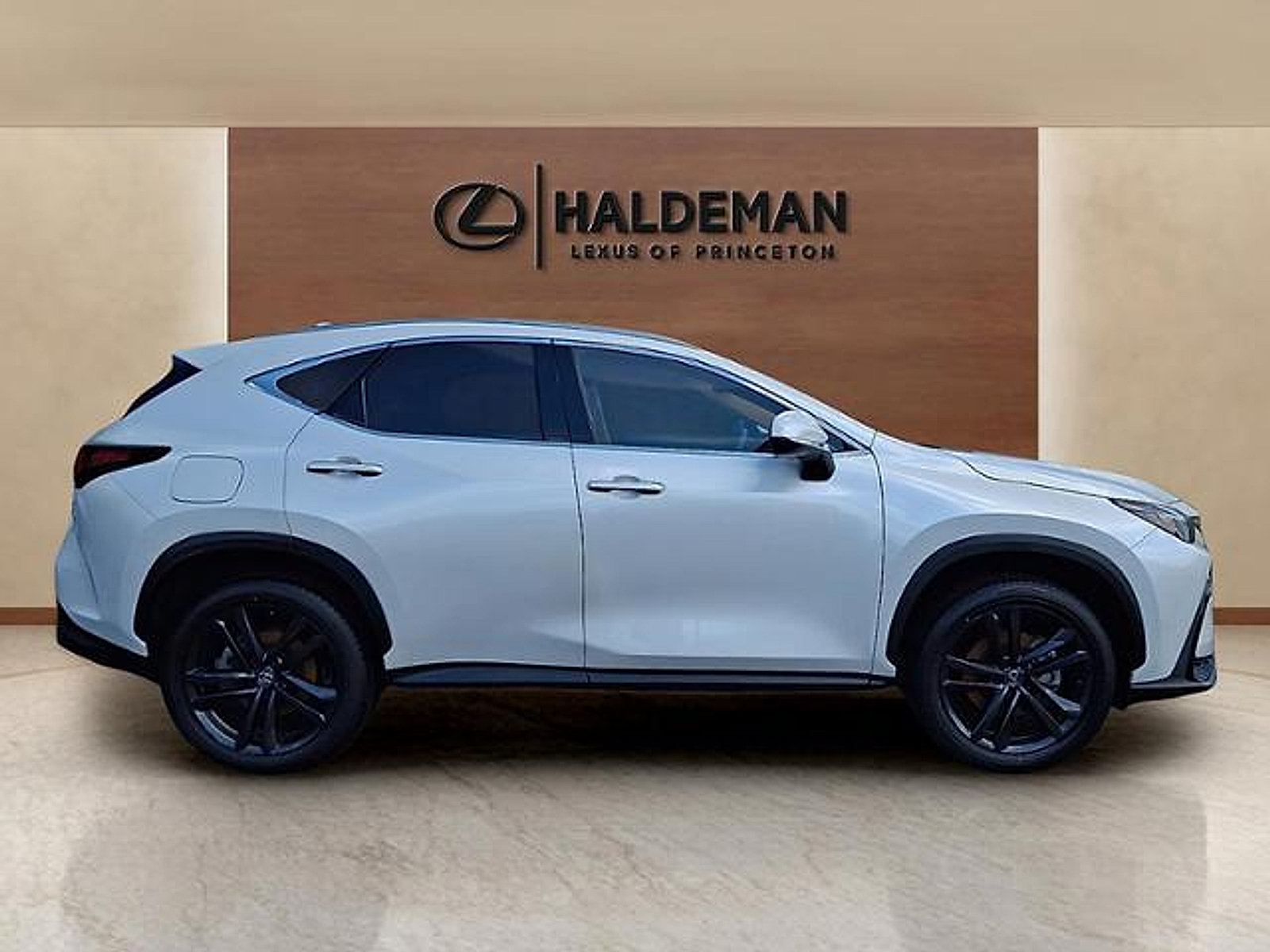 Certified 2023 Lexus NX 450h+ AWD w/ Accessory Package (Z2) image 7