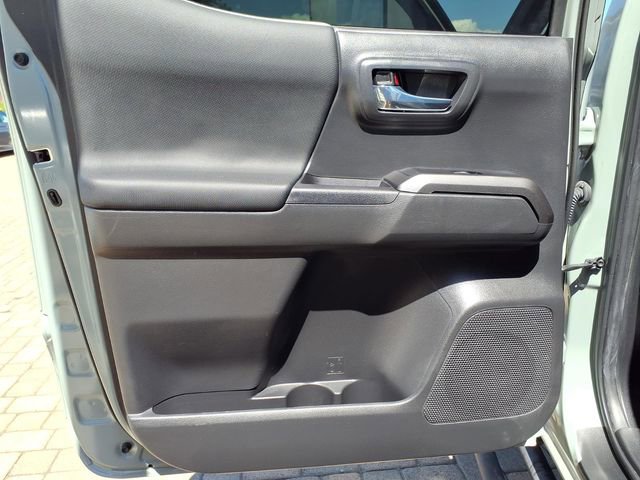 Used 2023 Toyota Tacoma TRD Off-Road image 23