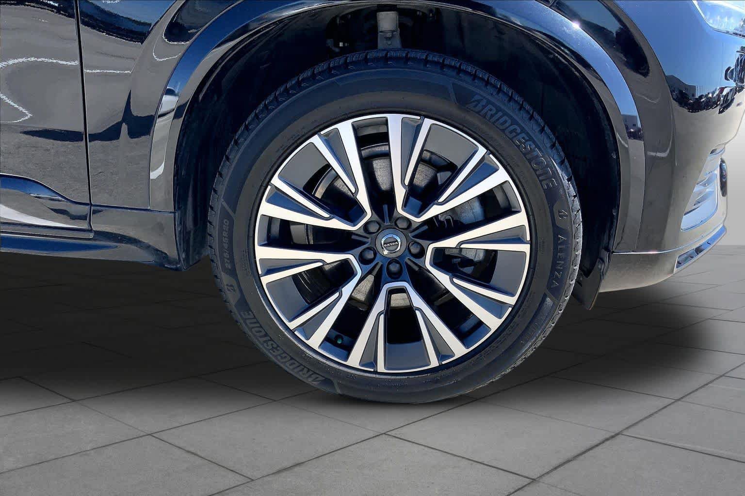 Used 2021 Volvo XC90 T6 Momentum w/ Advanced Package AWD/4WD image 10
