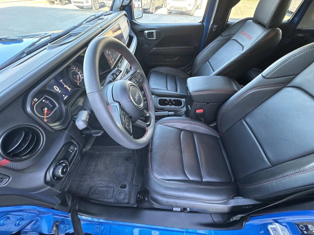 Used 2024 Jeep Wrangler Unlimited Rubicon image 22