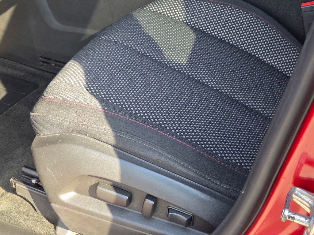 Used 2014 Chevrolet Equinox LT w/ Driver Convenience Package image 31