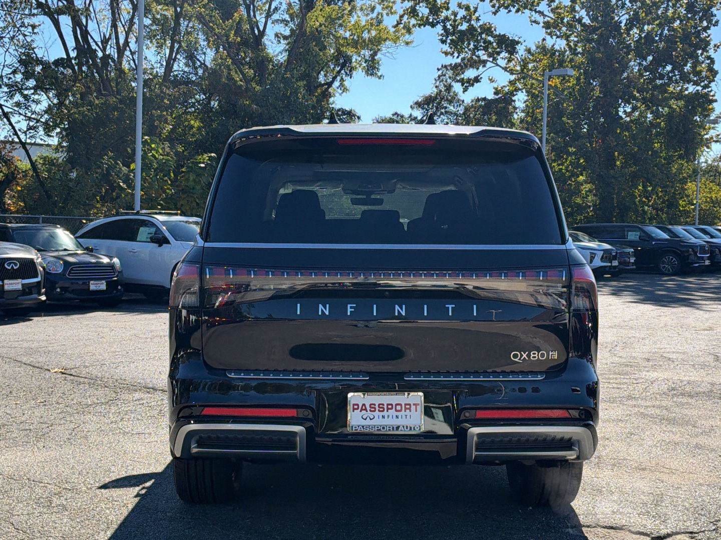 New 2027 INFINITI QX80 Luxe w/ Exterior Package AWD/4WD image 5