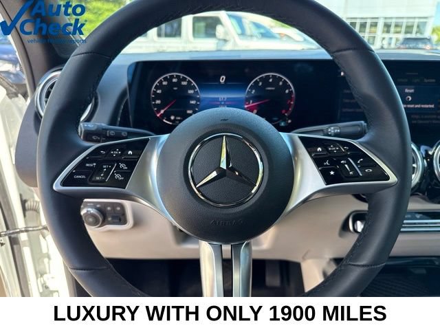 Used 2026 Mercedes-Benz GLB 250 4MATIC image 15