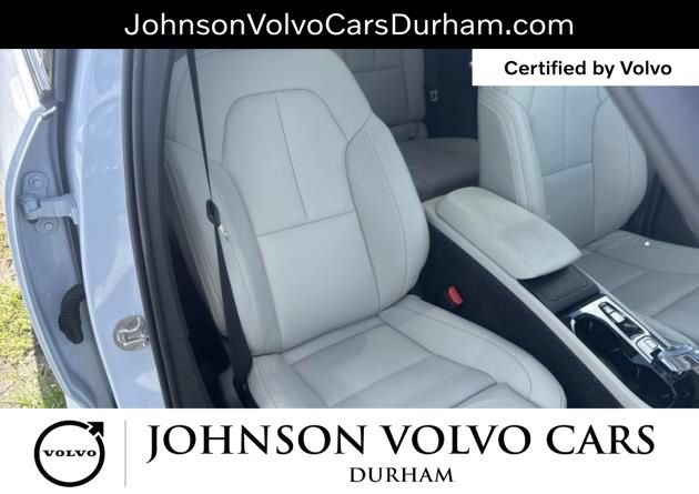 Used 2026 Volvo XC40 B5 Plus w/ Protection Package Premier AWD/4WD image 9