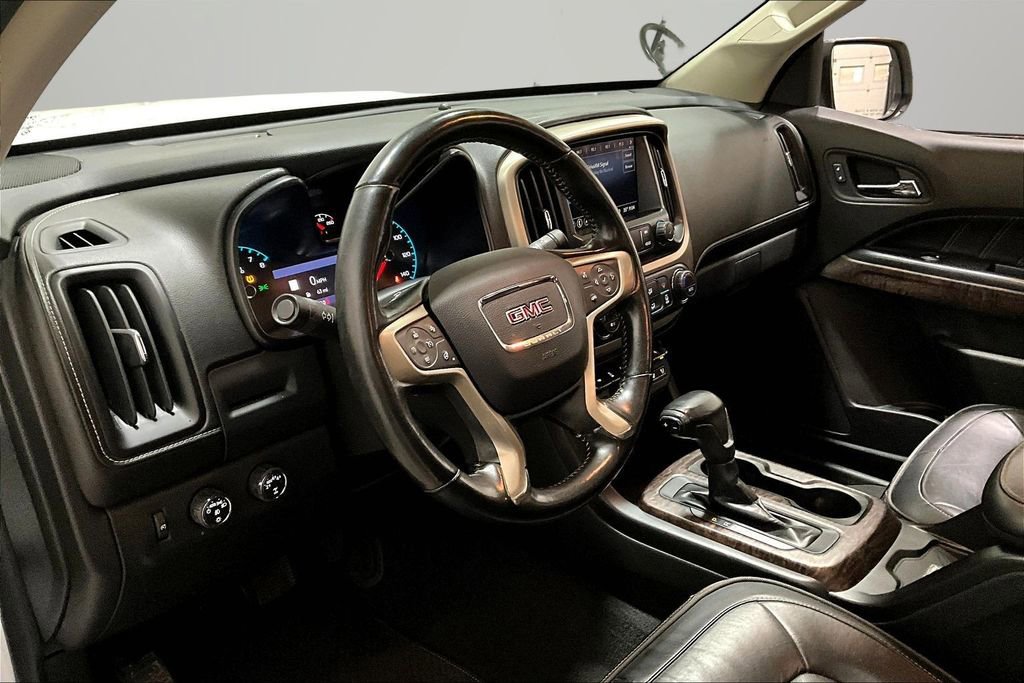 Used 2021 GMC Canyon Denali image 18