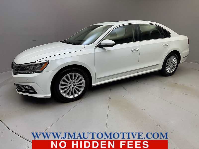 Used 2017 Volkswagen Passat 1.8T SE FWD image 1