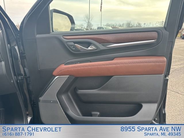 Used 2023 GMC Yukon XL Denali Ultimate image 35