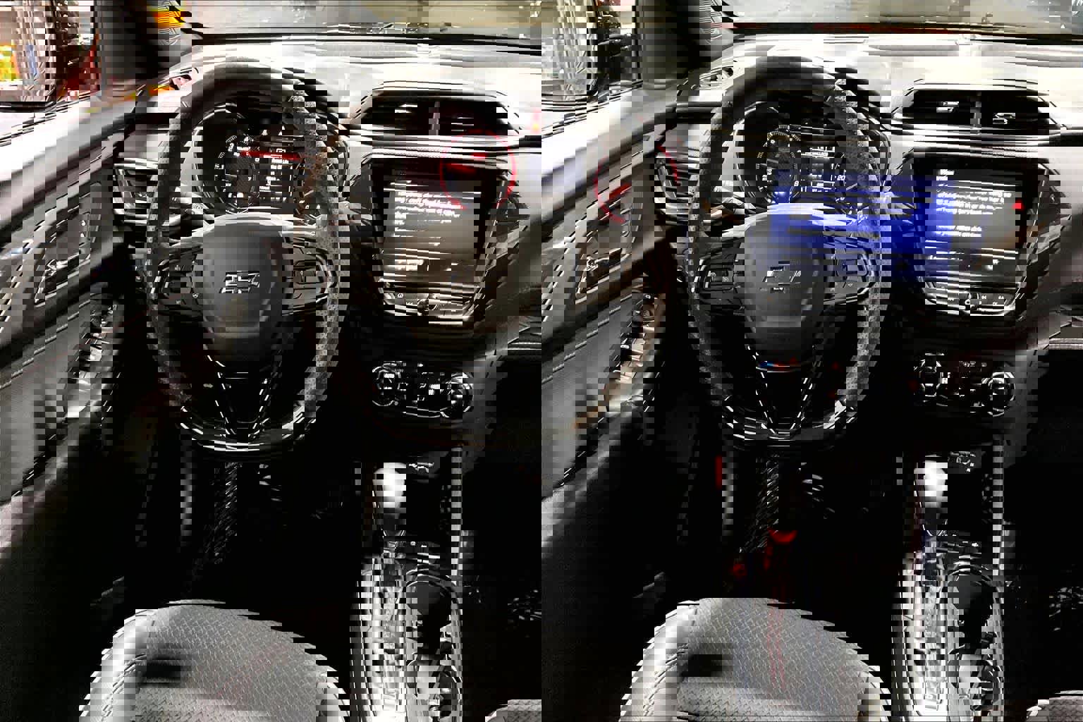 Used 2023 Chevrolet TrailBlazer RS w/ Convenience Package image 10