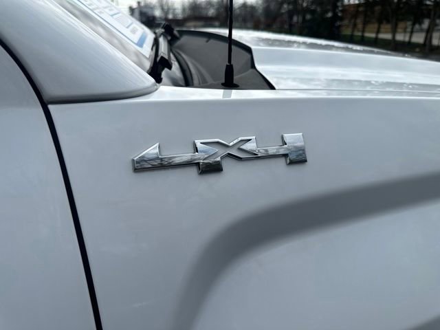 Used 2016 GMC Sierra 3500 4x4 Regular Cab w/ Sierra Convenience Package image 11