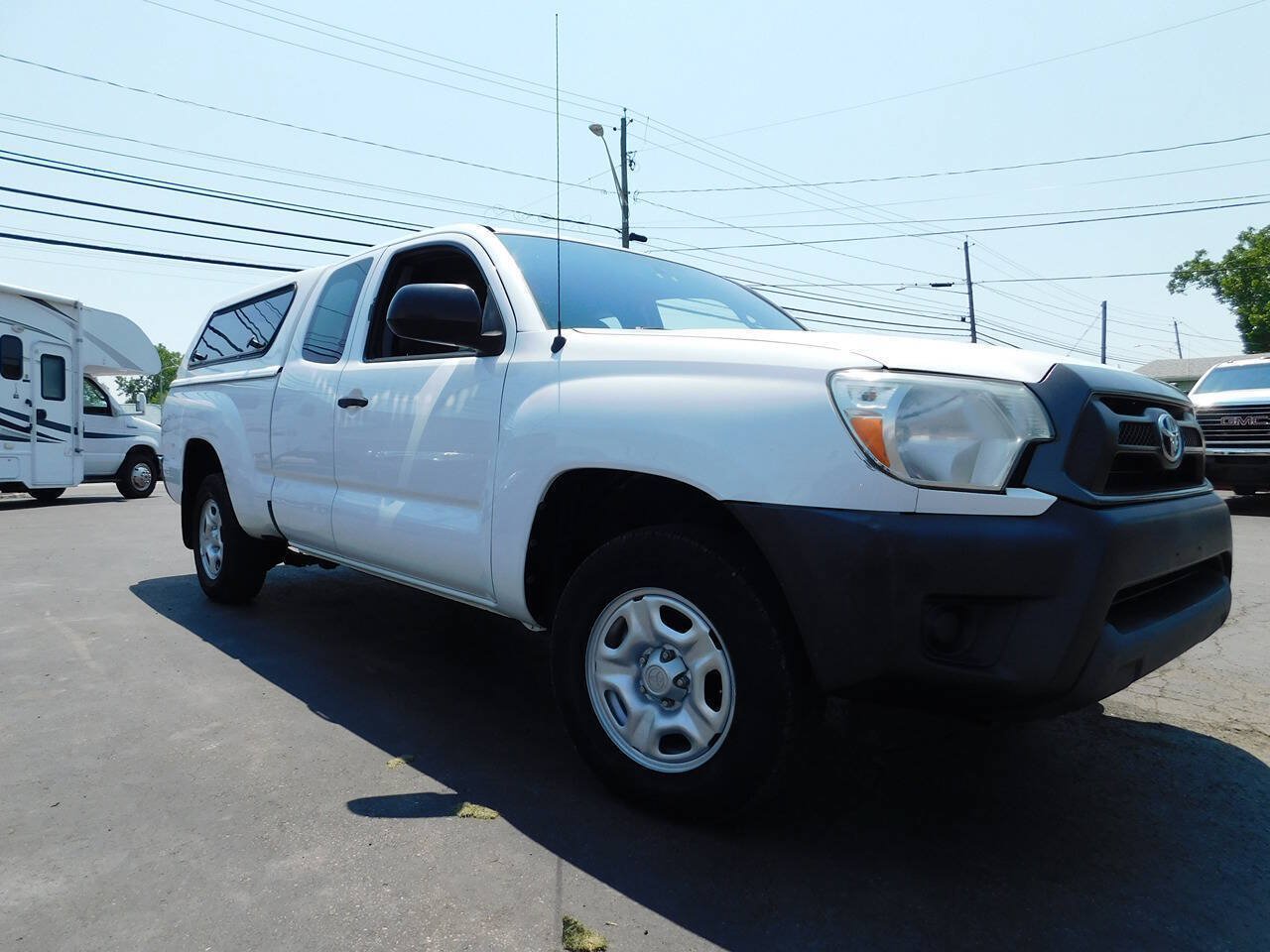 Used 2014 Toyota Tacoma 2WD Access Cab image 2