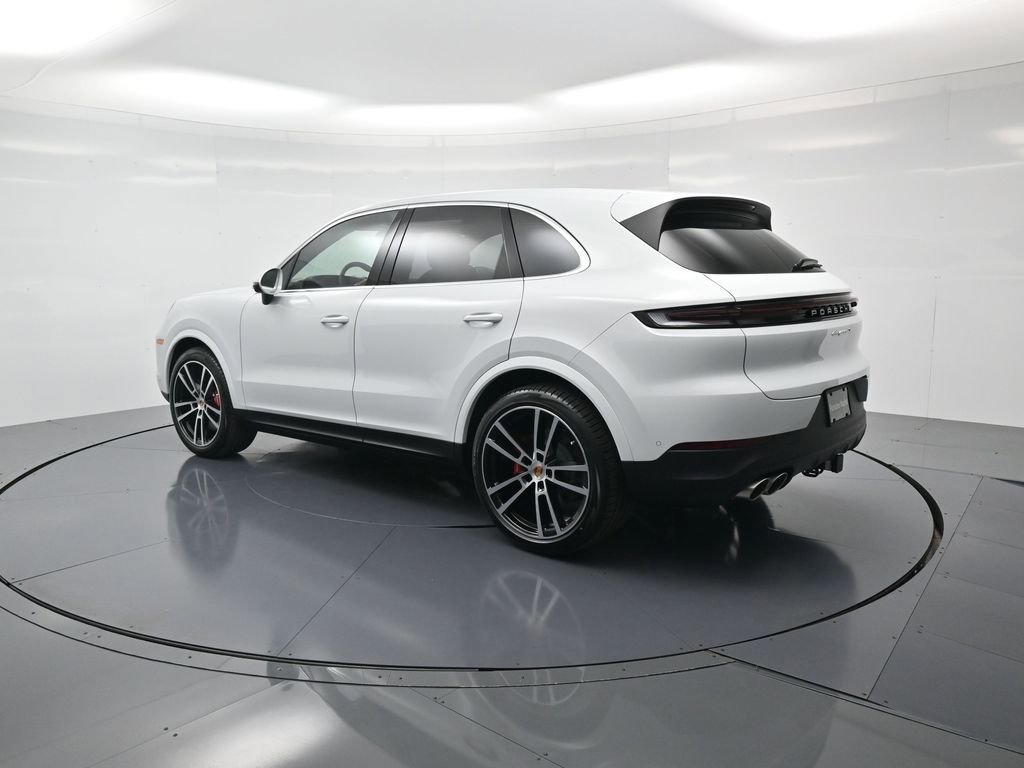 New 2026 Porsche Cayenne S image 3
