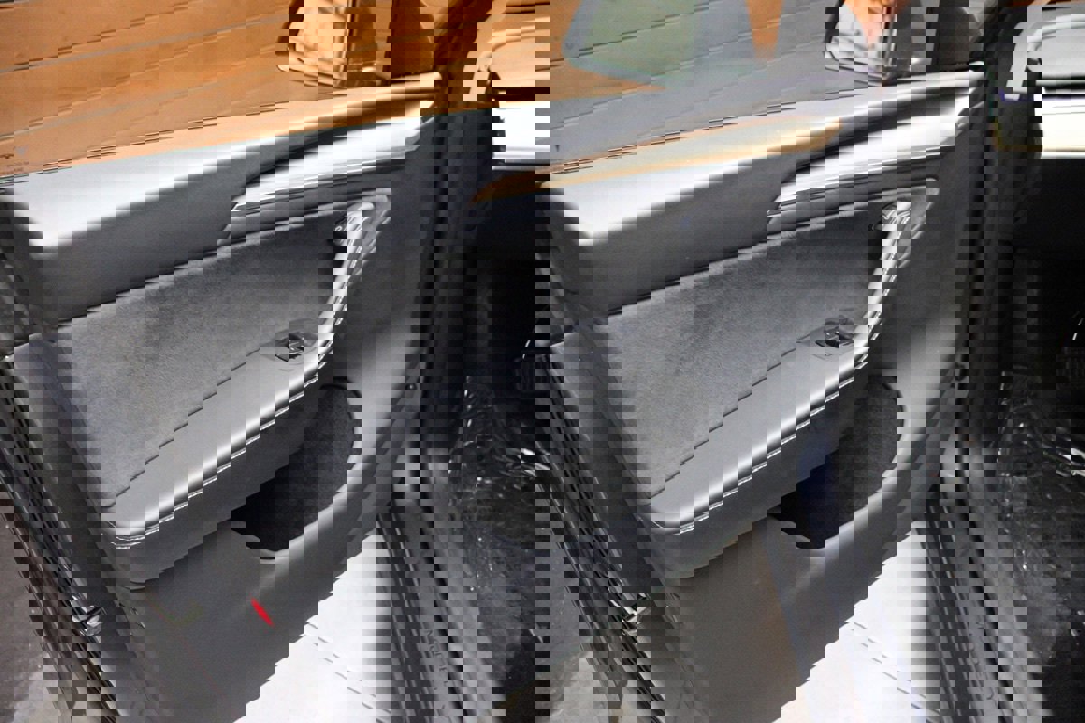 Used 2023 Tesla Model Y Long Range image 18