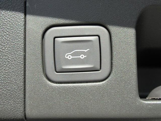 Certified 2025 Cadillac XT5 Premium Luxury image 37