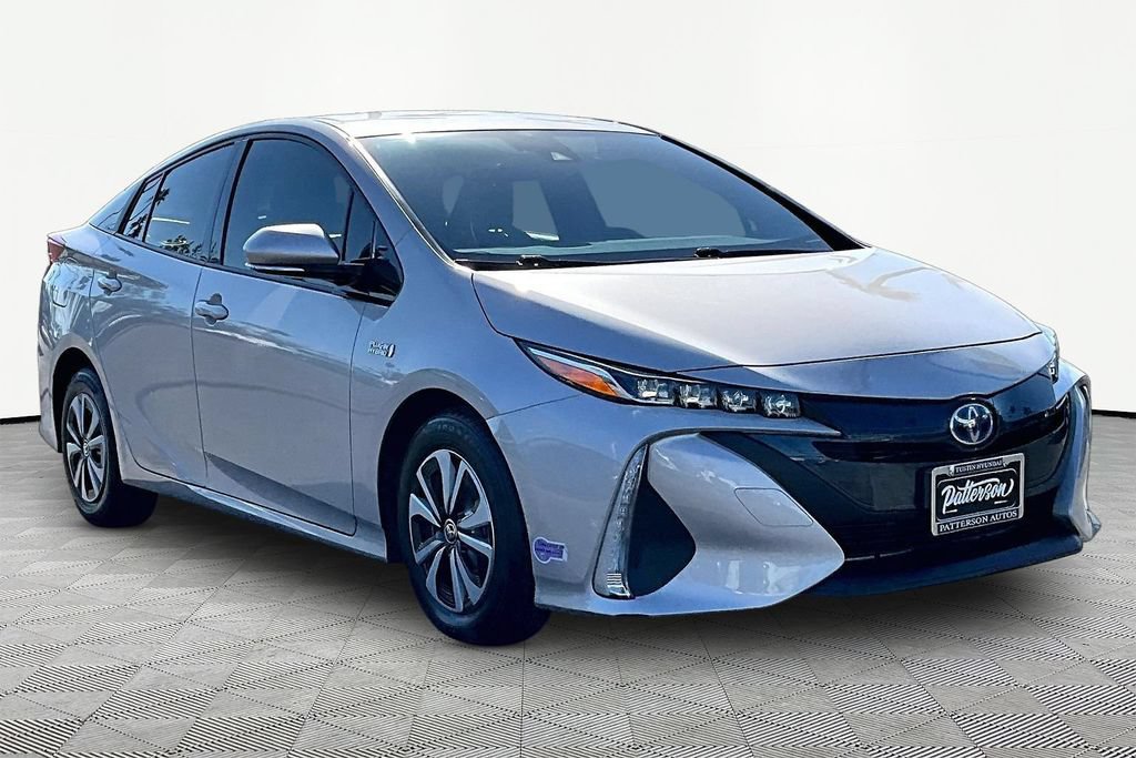 Used 2019 Toyota Prius Prime Premium FWD image 5