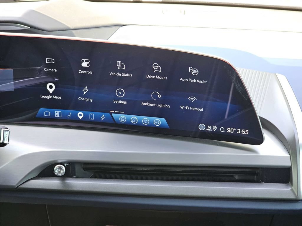 Certified 2026 Cadillac Vistiq Premium Luxury AWD/4WD image 21