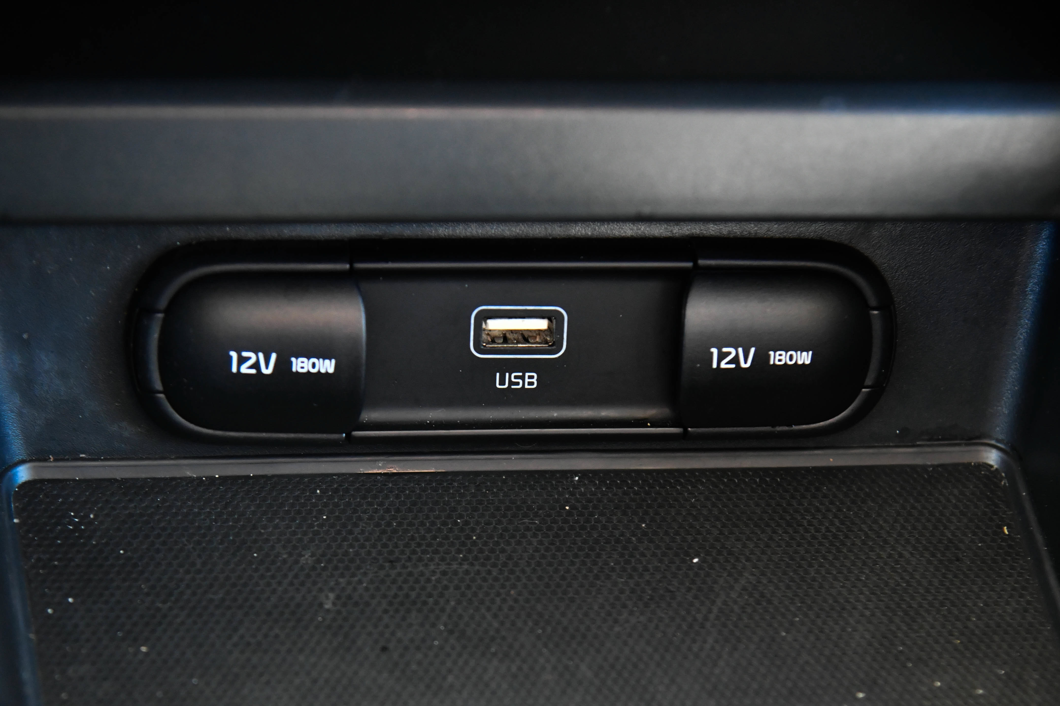 Used 2024 Kia Soul LX w/ Option Group 015 FWD image 21
