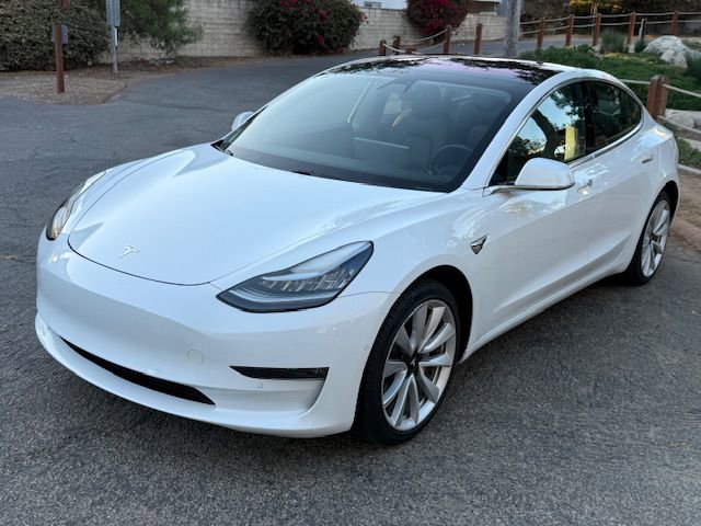 Used 2018 Tesla Model 3 Long Range image 1