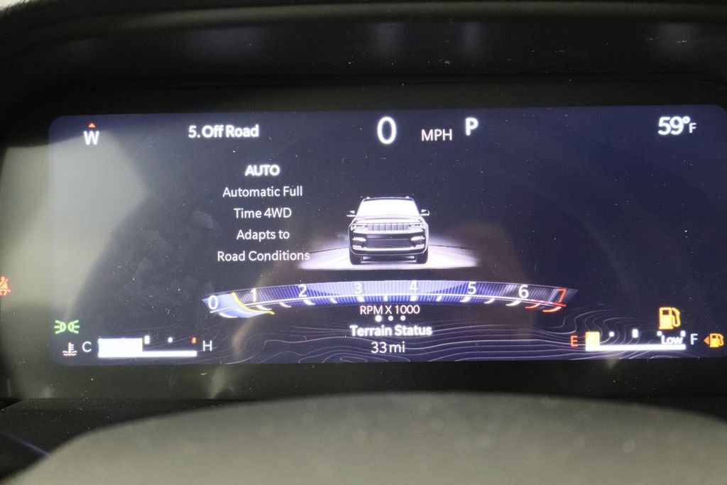 New 2025 Jeep Grand Cherokee Limited image 11