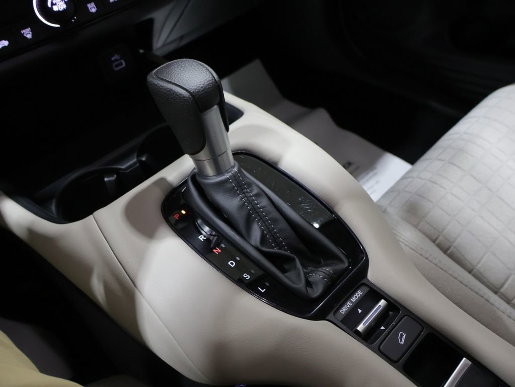 Used 2024 Honda HR-V LX image 29