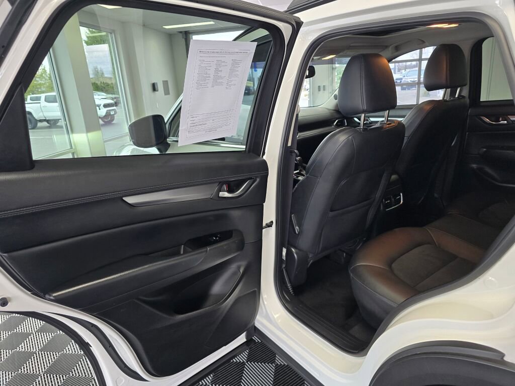 Used 2018 MAZDA CX-5 Touring w/ Preferred Equipment Package image 37