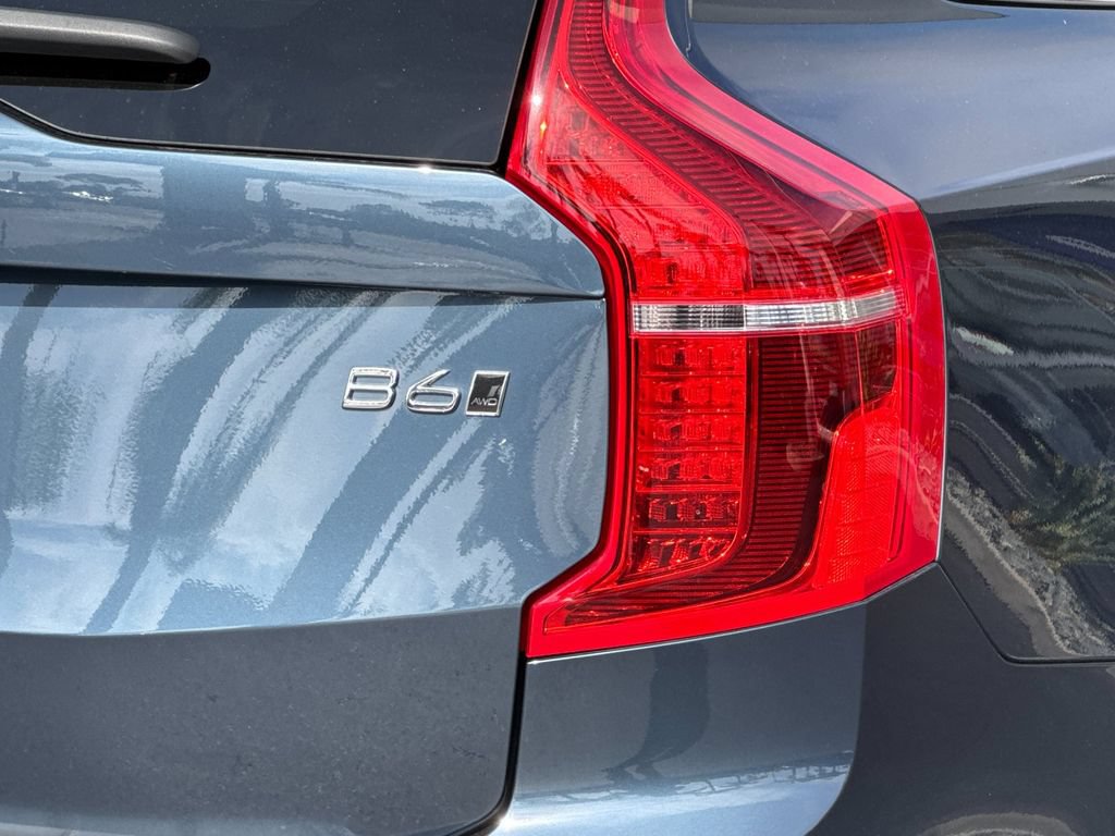 Certified 2023 Volvo XC90 B6 Plus w/ Protection Package Premier AWD/4WD image 27