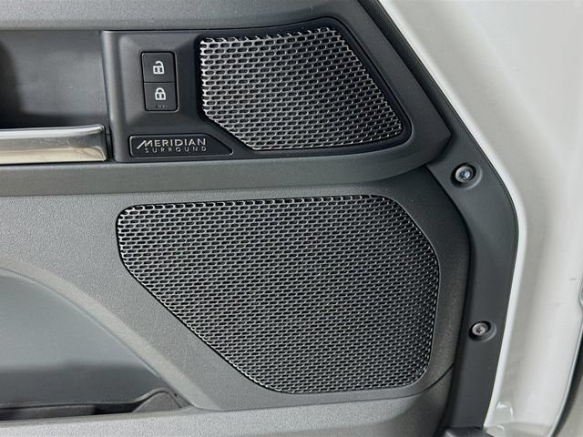 Certified 2022 Land Rover Defender 110 X-Dynamic HSE AWD/4WD image 21