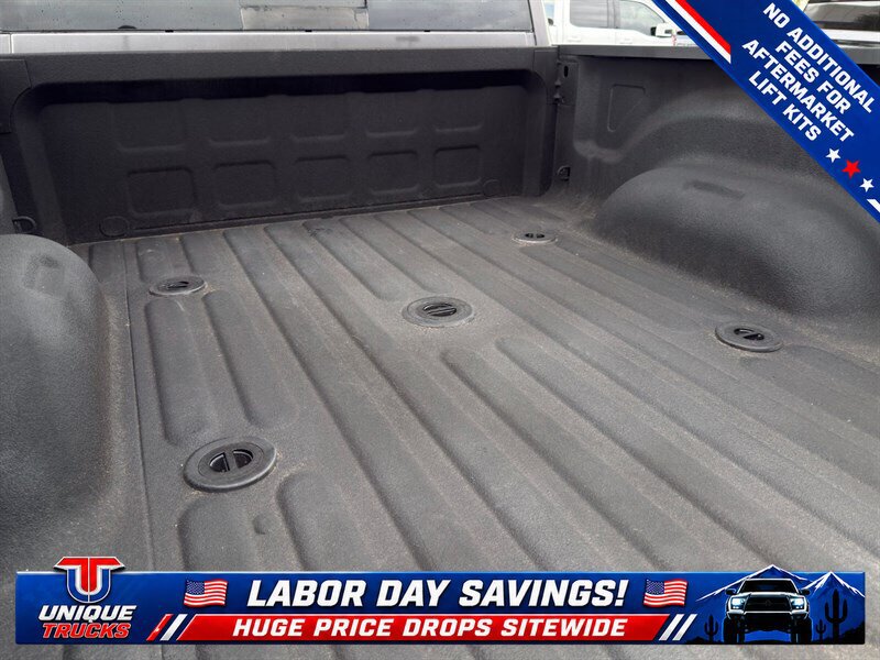 Used 2018 RAM 2500 Laramie AWD/4WD image 9