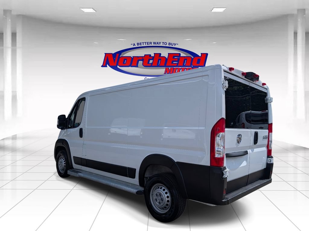 Used 2025 RAM ProMaster 2500 w/ U-Haul Equipment Group FWD image 5