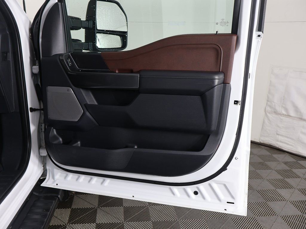 Used 2023 Ford F150 Lariat image 23