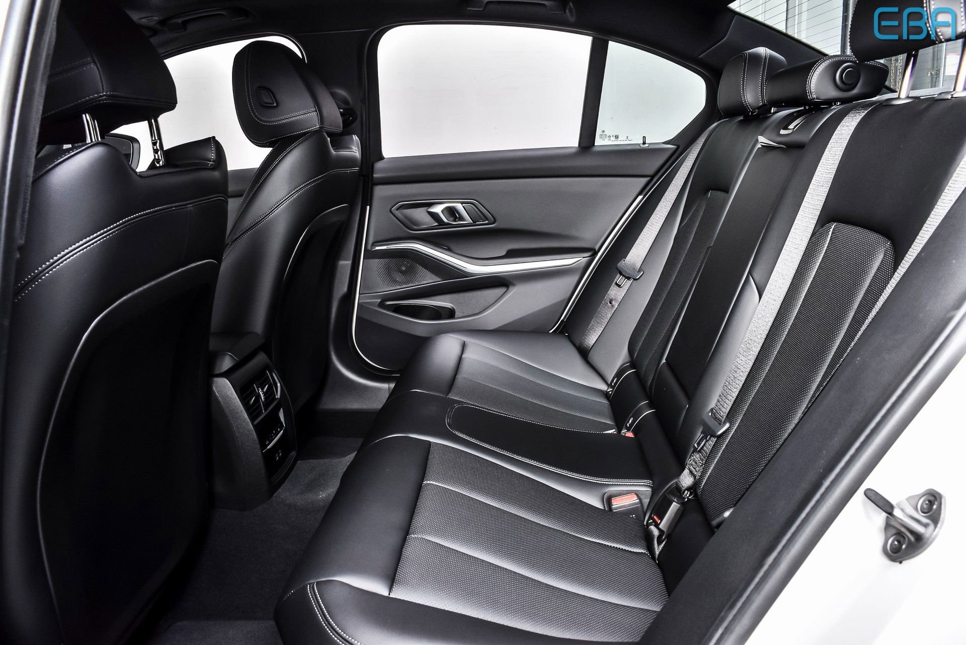 Used 2025 BMW 330i xDrive Sedan w/ Convenience Package AWD/4WD image 22