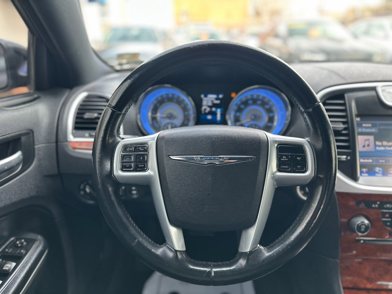 Used 2014 Chrysler 300 RWD image 48