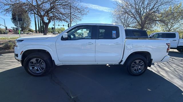 Used 2025 Nissan Frontier SV w/ SV Convenience Package image 7