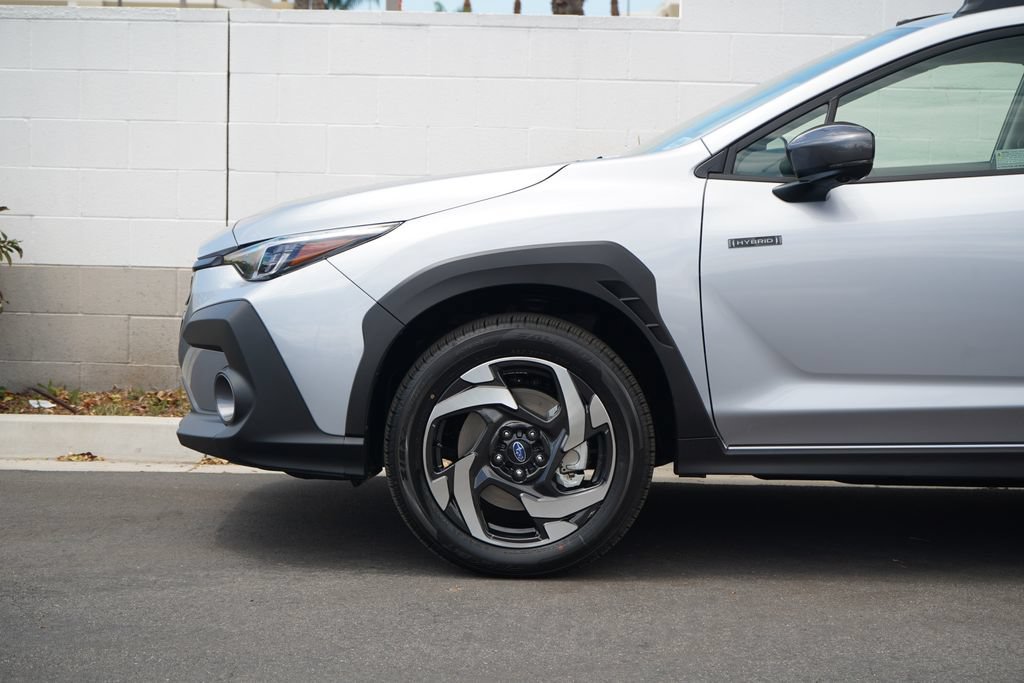 New 2026 Subaru Crosstrek 2.5i Limited w/ Crosstrek Mirror Package AWD/4WD image 2