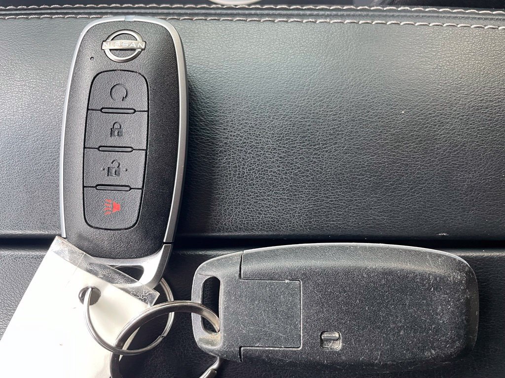 Certified 2023 Nissan Rogue SV FWD image 21