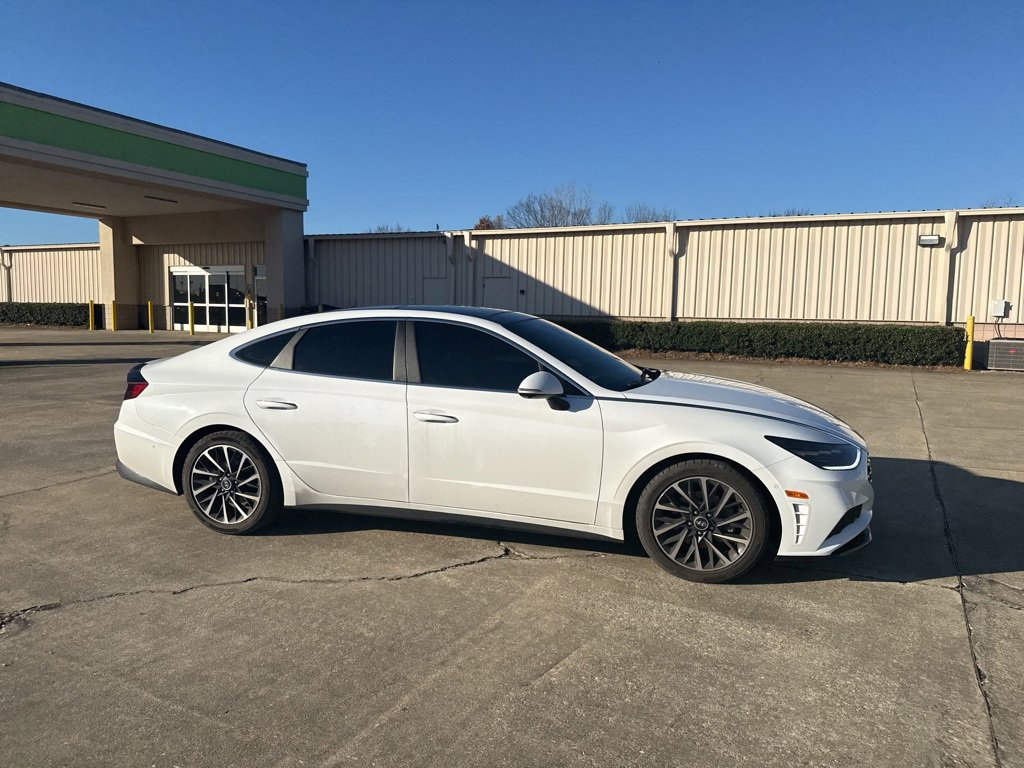 Used 2023 Hyundai Sonata Limited w/ Cargo Package image 16