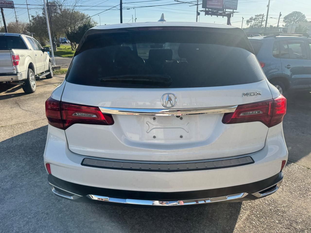 Used 2018 Acura MDX 9-Spd AT w/Tech Package image 3