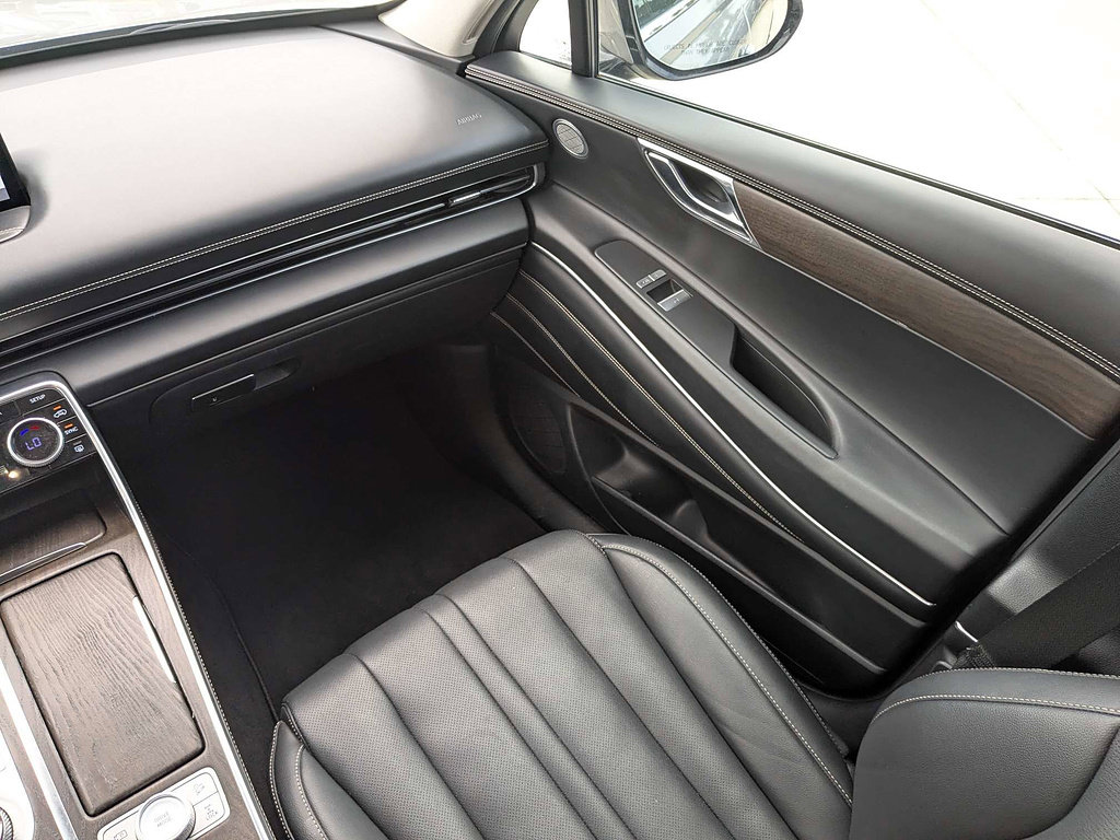 Used 2024 Genesis GV80 2.5T AWD/4WD image 18