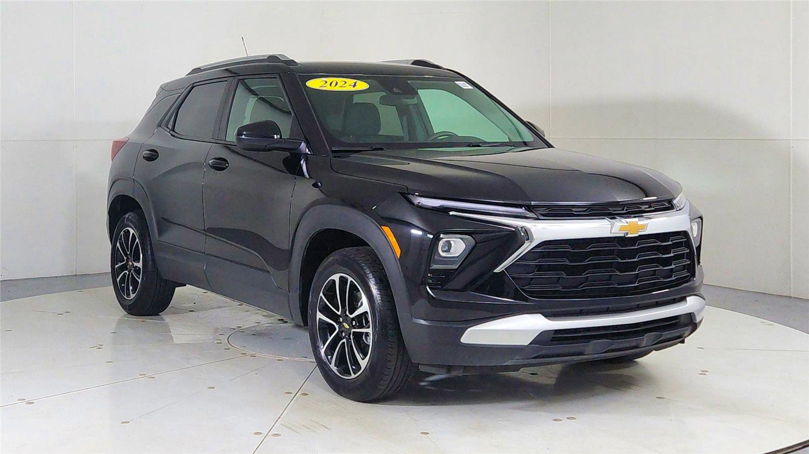 Used 2024 Chevrolet TrailBlazer LT