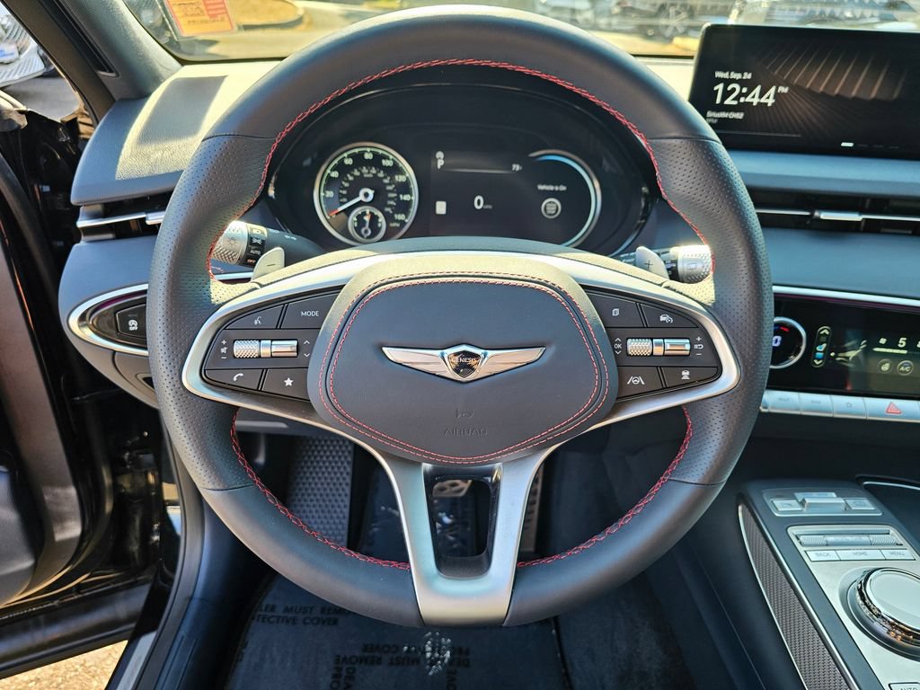 Certified 2025 Genesis GV70 3.5T Sport AWD/4WD image 11