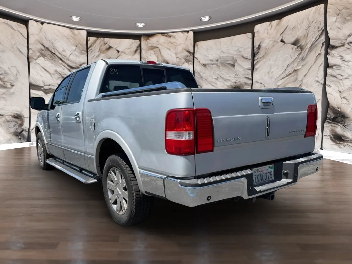 Used 2006 Lincoln Mark LT 2WD image 8