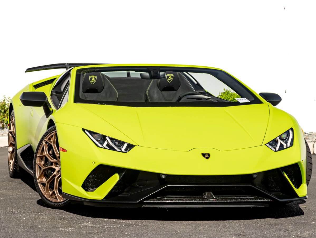 Used 2019 Lamborghini Huracan Performante AWD/4WD image 5