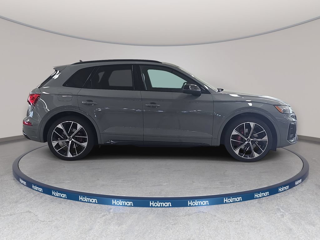 Used 2021 Audi SQ5 Premium Plus w/ Premium Plus Package AWD/4WD image 6