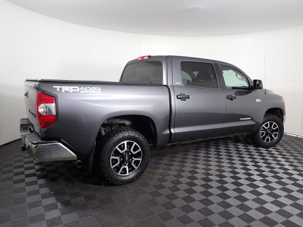 Used 2018 Toyota Tundra SR5 w/ TRD Off Road Package AWD/4WD image 18