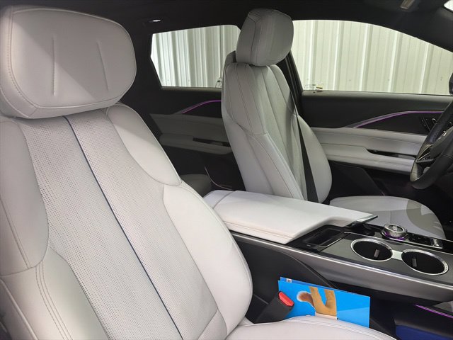 Certified 2024 Cadillac Lyriq Luxury RWD image 20